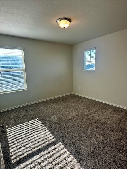 Building Photo - 1636 Briar Hunt Dr