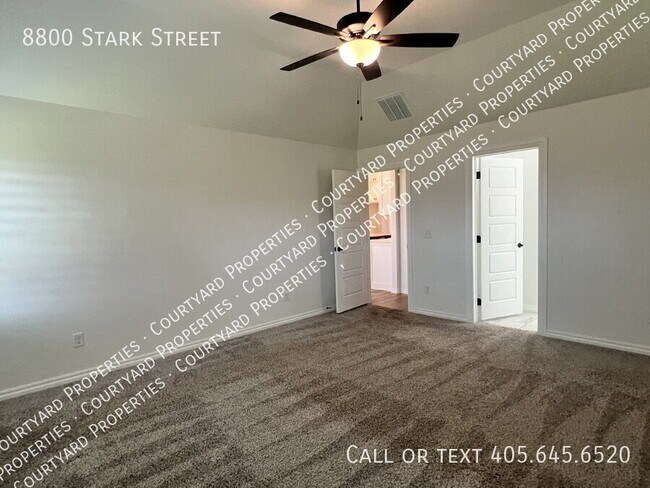 Building Photo - 8800 Stark St