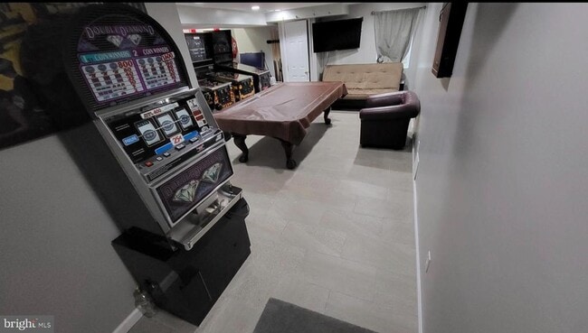 Building Photo - 8001 Postoak Rd