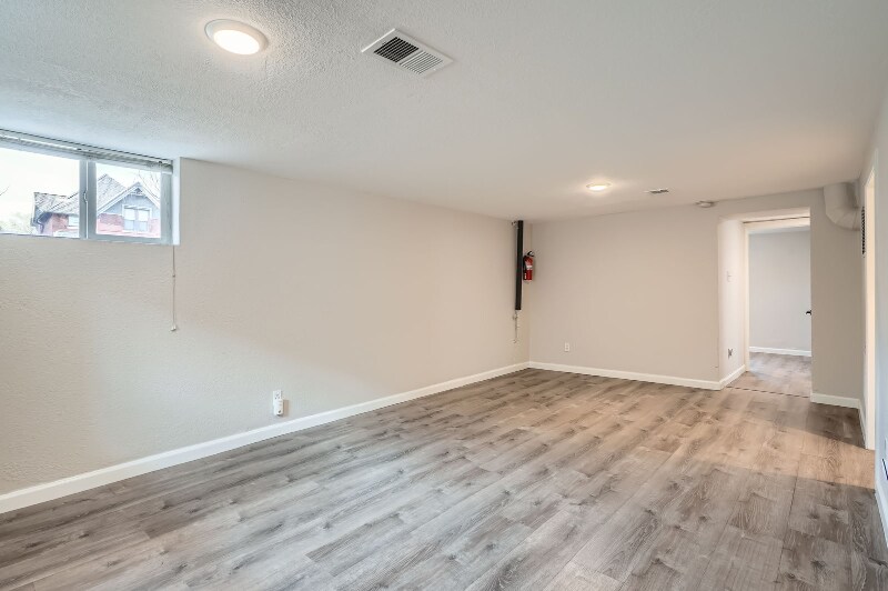 Building Photo - 2430 W 39th Ave