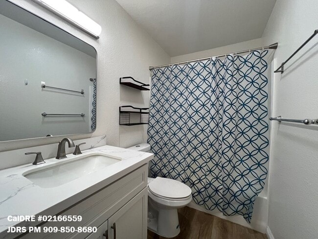 Building Photo - Price Lowered! Second Floor Ontario 2 Bedr...