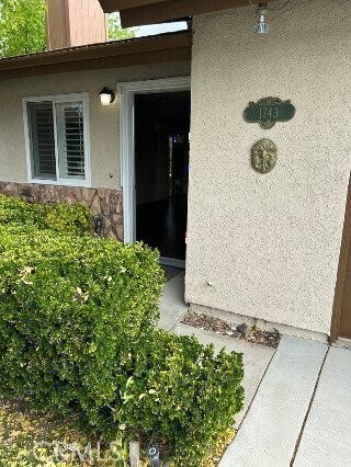 Building Photo - 1743 Northview Pl