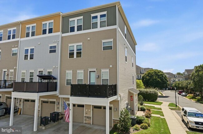 Building Photo - 42017 Glade Creek Terrace