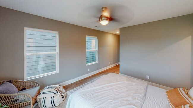 Building Photo - 3 bedroom 2.5 bath at Milltown @ the South...