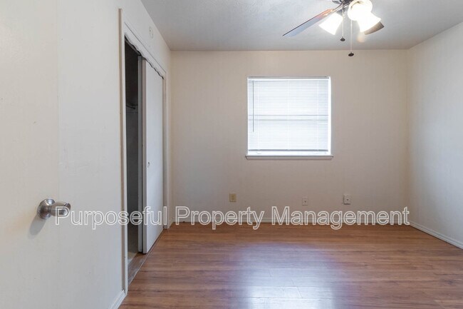 Building Photo - 1324 SW 61st Terrace