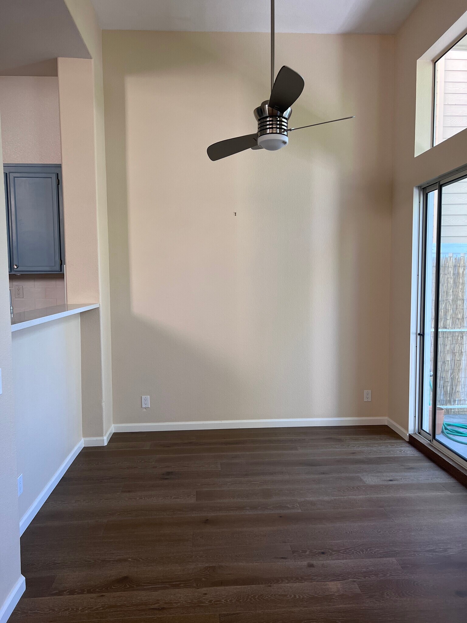 Building Photo - 2116 Thistle Ct