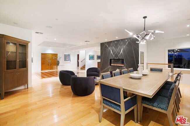 Building Photo - 1655 N Crescent Heights Blvd