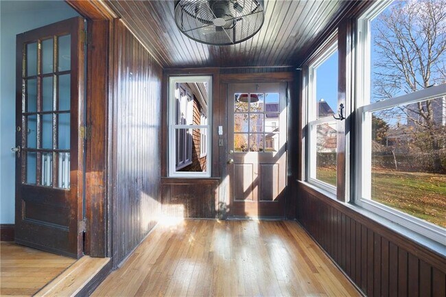 Building Photo - 31 Cranston Ave