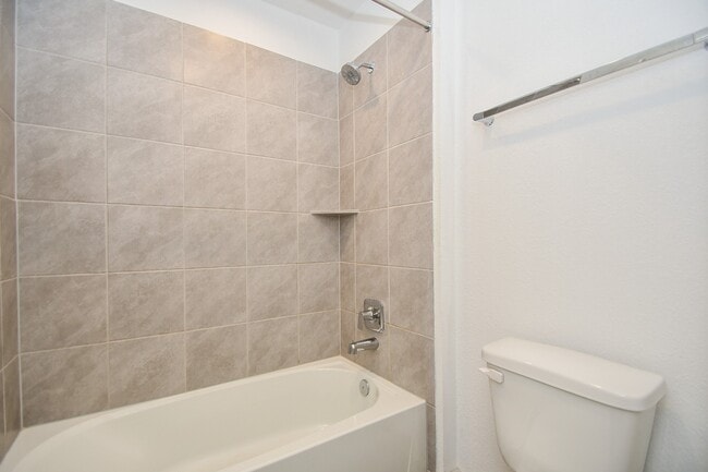 Building Photo - 8034 House bank Ln