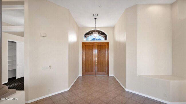 Building Photo - 11732 E Sand Hills Rd