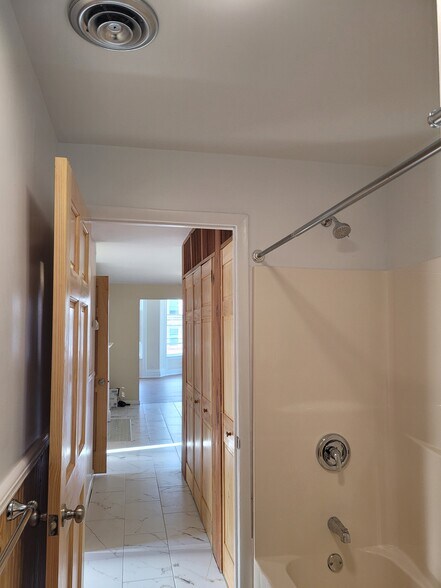 Bathroom - 4 115th St