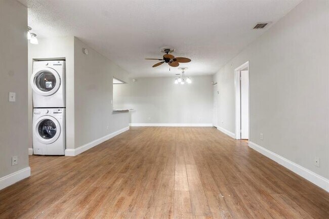 Building Photo - 3521 NW 94th Ave