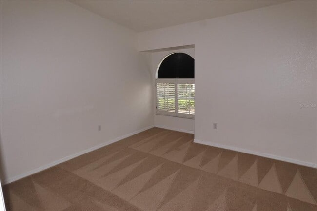 Building Photo - 617 Segovia Ct NE