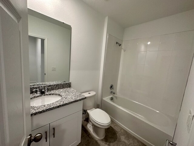 Building Photo - 150 Pitching Wedge Dr