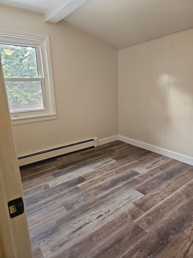 Building Photo - 3 bedroom 3 bath!!!~