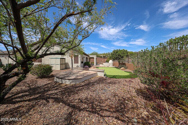 Building Photo - 41735 N Maidstone Ct