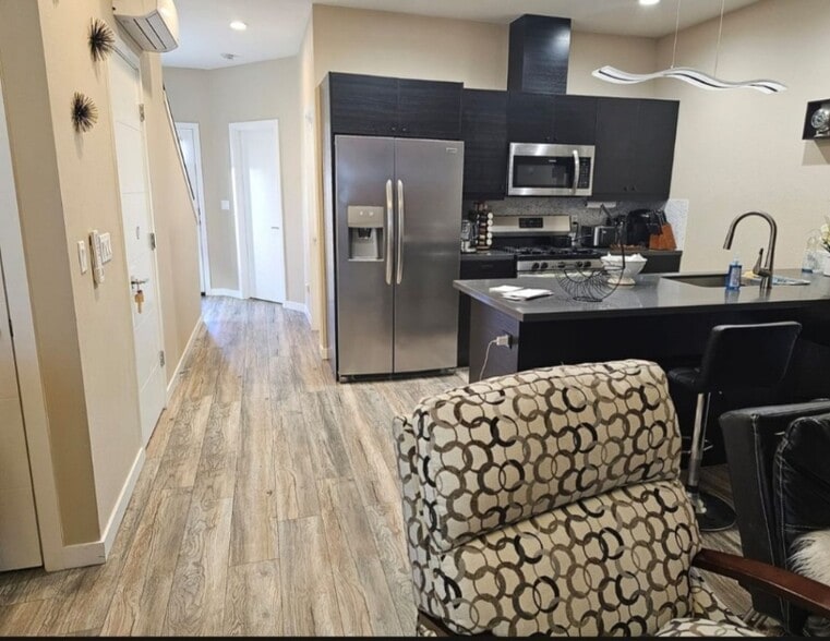 Building Photo - 7278 SE Johnson St