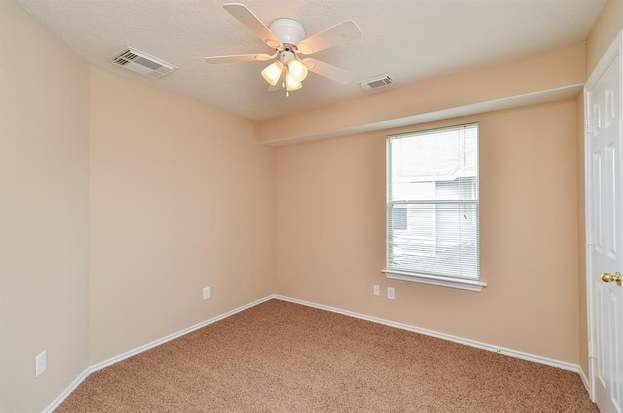 Building Photo - 14306 Mirkwood Ln