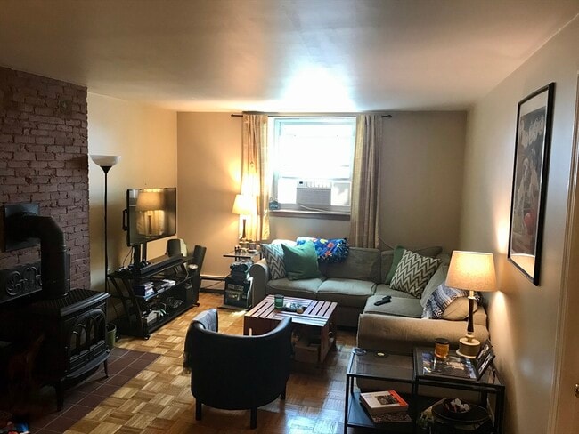 Building Photo - 99 W Fourth St