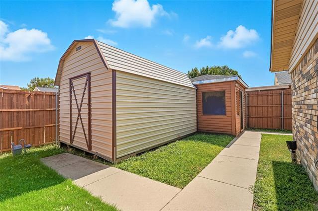 Building Photo - 6108 Jennings Dr