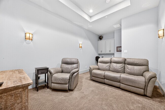 Building Photo - 2072 Laurie Darlin Dr
