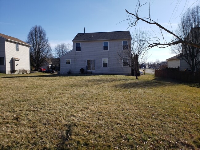 Building Photo - 714 Linden Creek