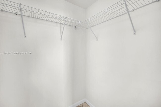 Building Photo - 19501 W Country Club Dr