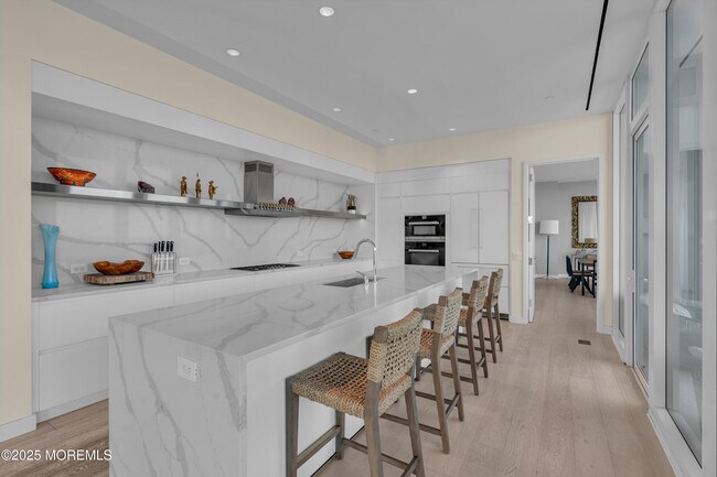 Building Photo - 1101 Ocean Ave N