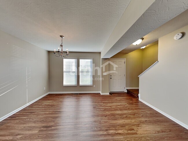 Building Photo - 4190 Brookdale Ct