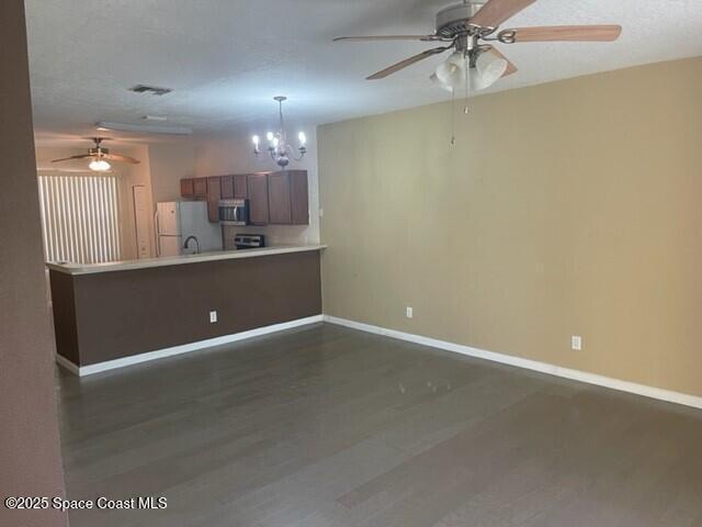 Building Photo - 2990 S Fiske Blvd