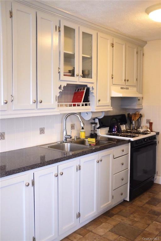 Building Photo - 78 Catherine St