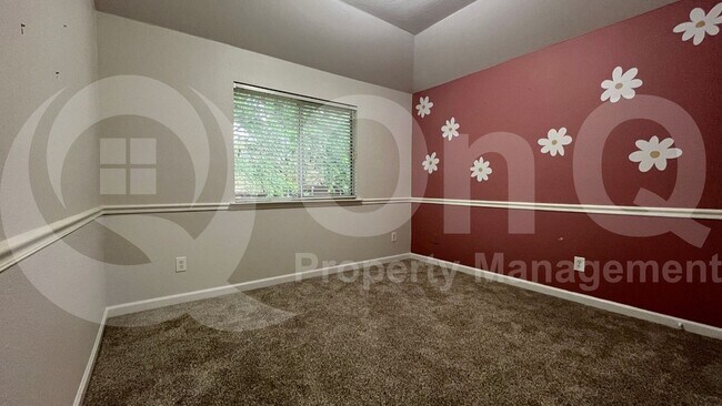 Building Photo - 1509 Lacewing Dr