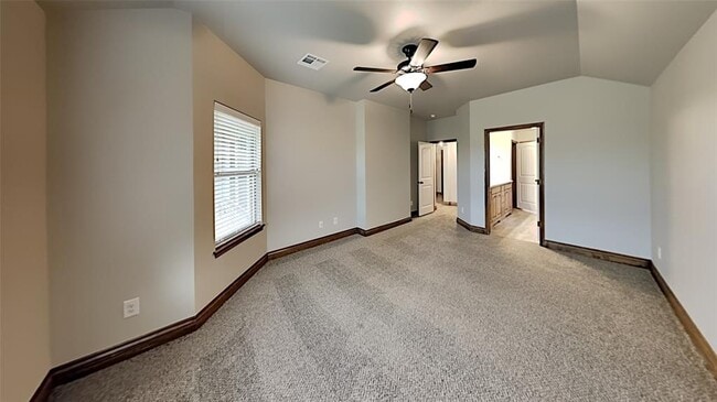 Building Photo - 7025 Hidden Trail Ln