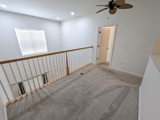 Building Photo - 1537 Bentley Cir