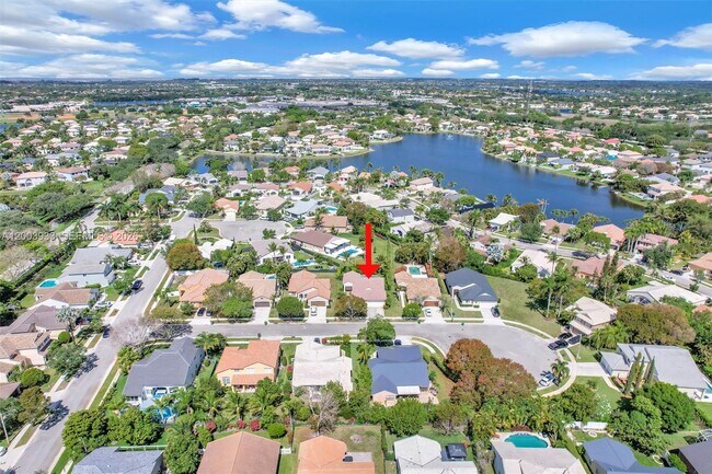 Building Photo - 358 SW 163rd Ave