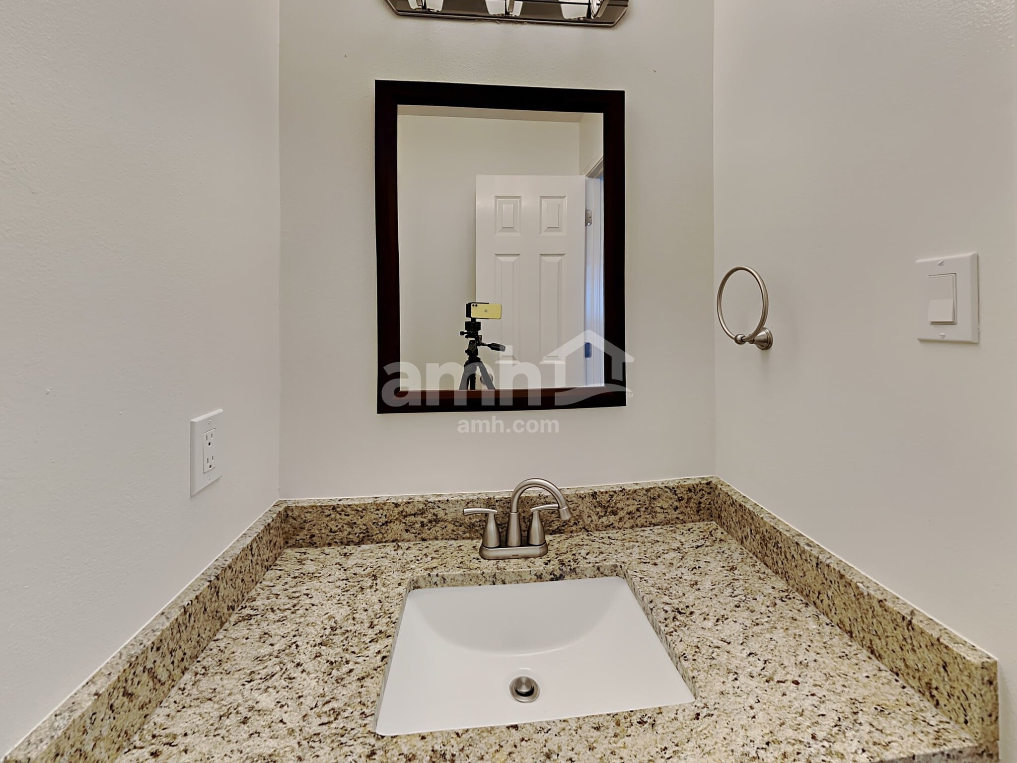 Building Photo - 22115 Guston Hall Ln