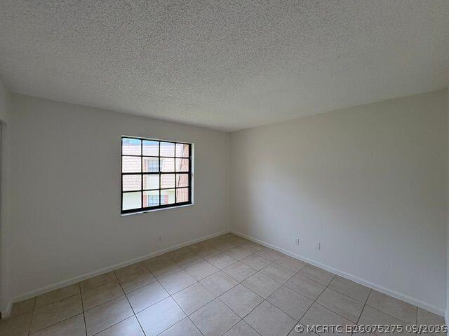 Building Photo - 4183 Oak Terrace Dr