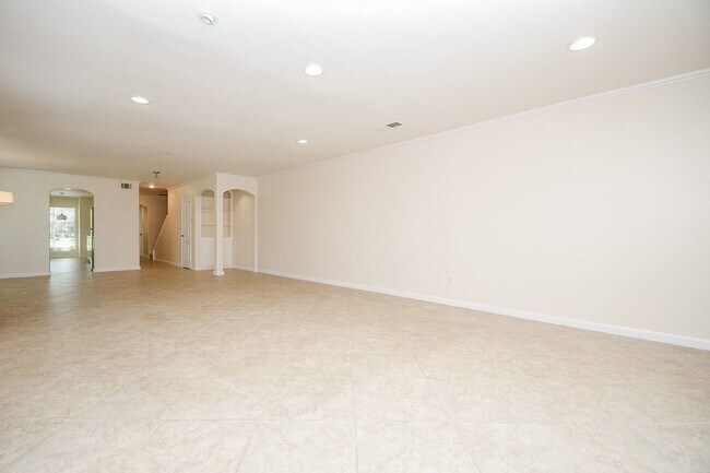 Building Photo - 13240 Trail Hollow Dr