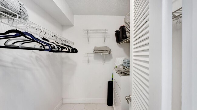 Building Photo - 955 Dotterel Rd