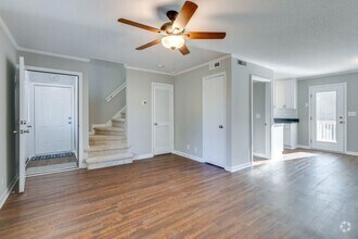Building Photo - Beautiful Two Bedroom Columbia Duplex – Mi...