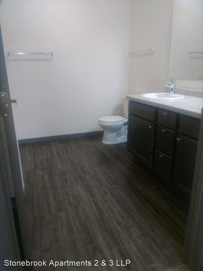 Building Photo - 226 Stone Creek Dr