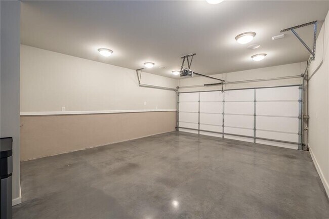 Building Photo - 4216 Deming Cir