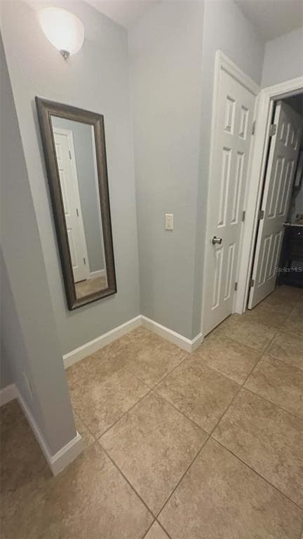 Building Photo - 5110 Clubside Dr