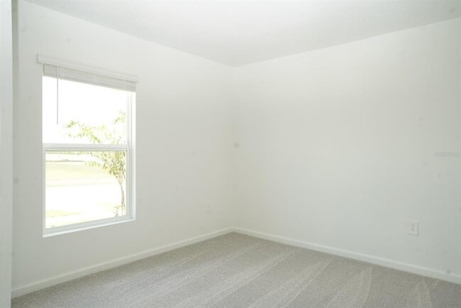 Building Photo - 2430 McKinley Dr