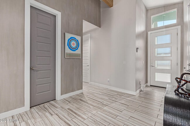 Building Photo - 8302 E Heatherbrae Ave