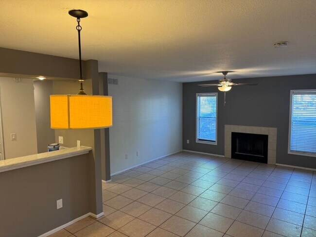 Building Photo - 3166 S Semoran Blvd