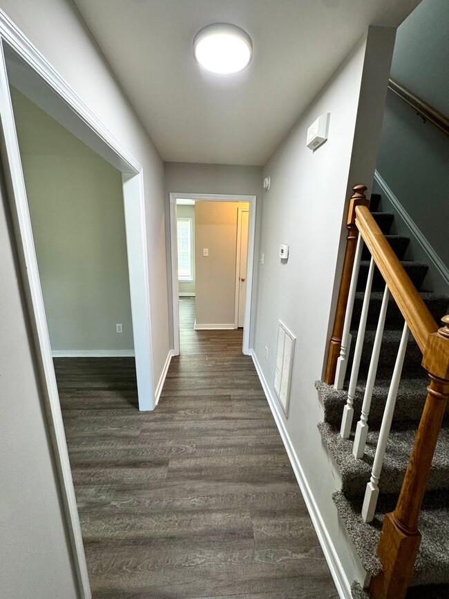 Building Photo - Move-in Ready! Beautifully Updated 4 Bedroom, 2.5 bath Home, located on a Quiet Cul-de-Sac in N. ...