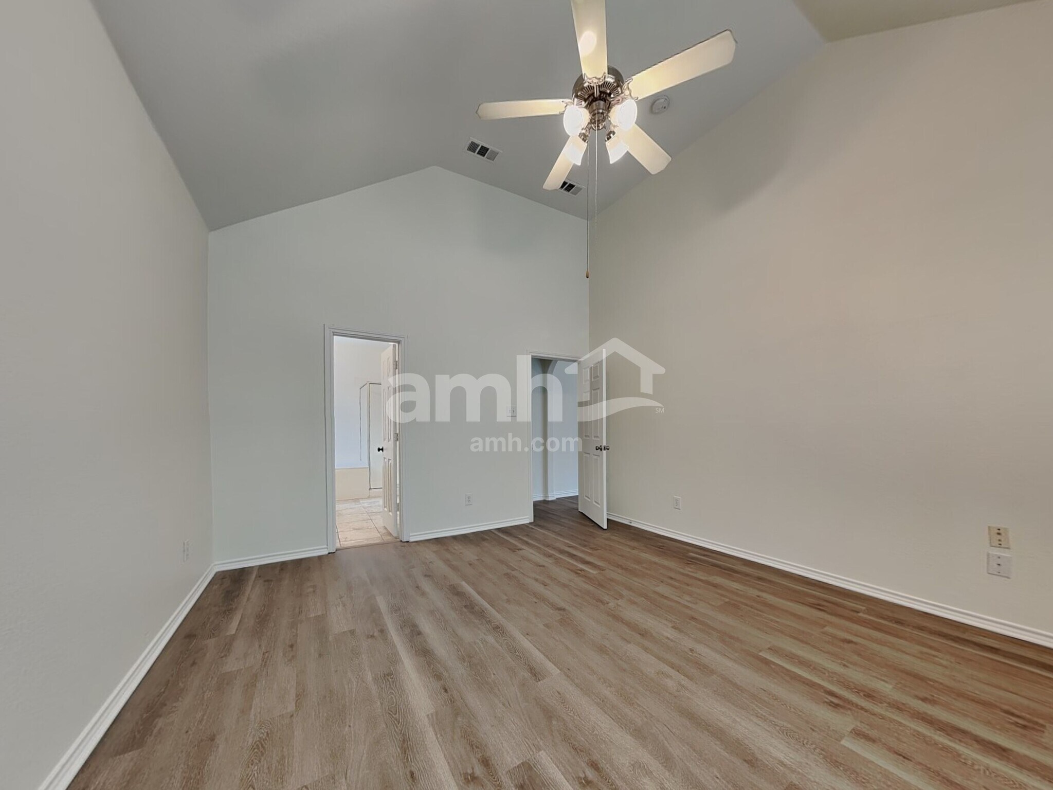 Building Photo - 8613 Corral Cir