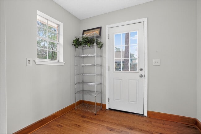 Building Photo - 601 Chateau Woods Pkwy Dr