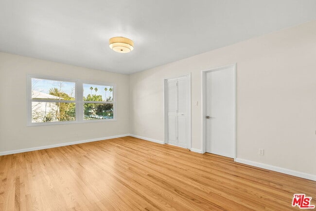 Building Photo - 752 18th St